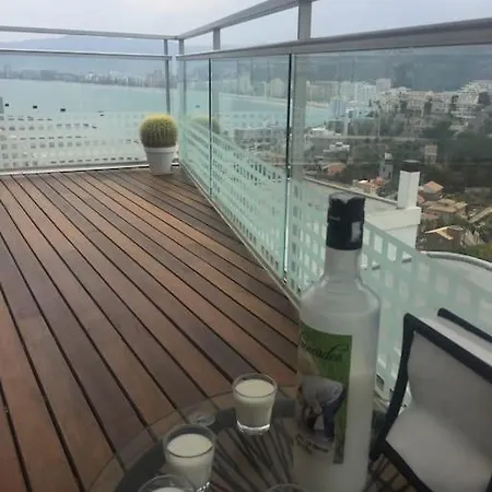 Hébergement de vacances Raco De La Mar *